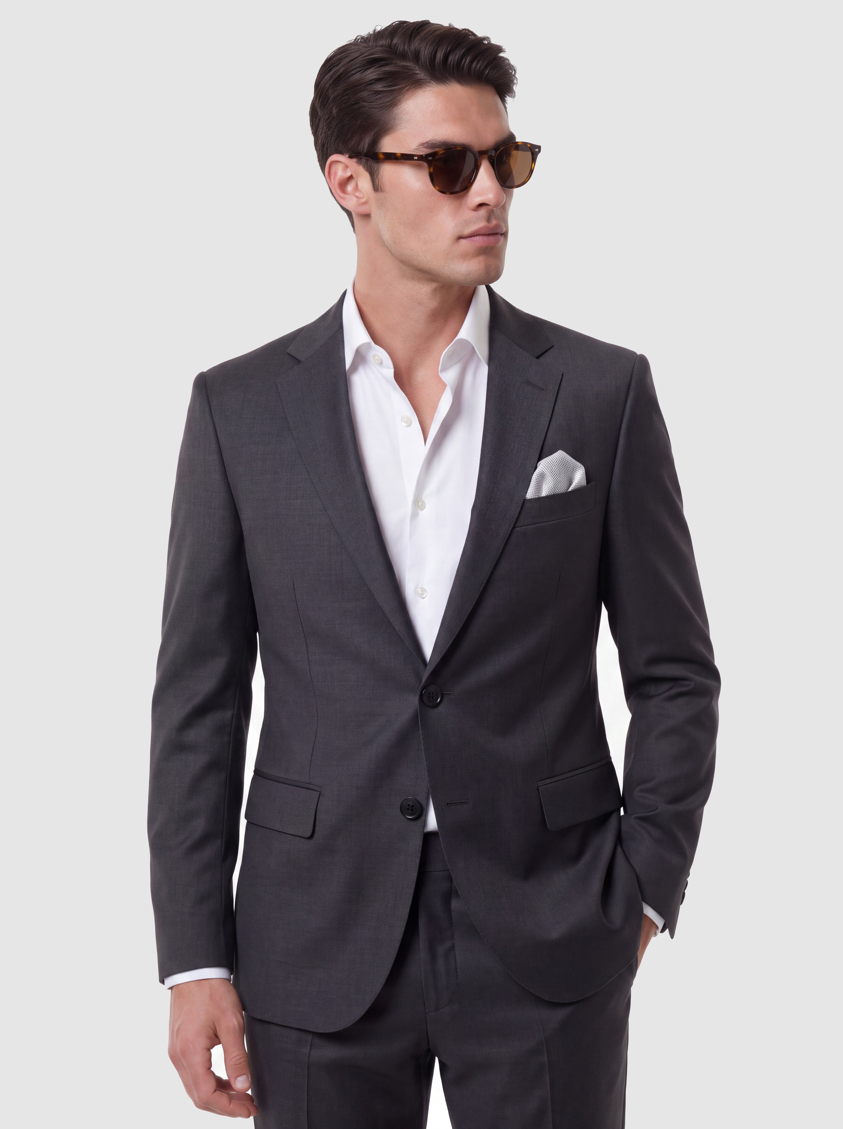Signature Wool Blend Modern Fit Suit with Refined Silhouette
