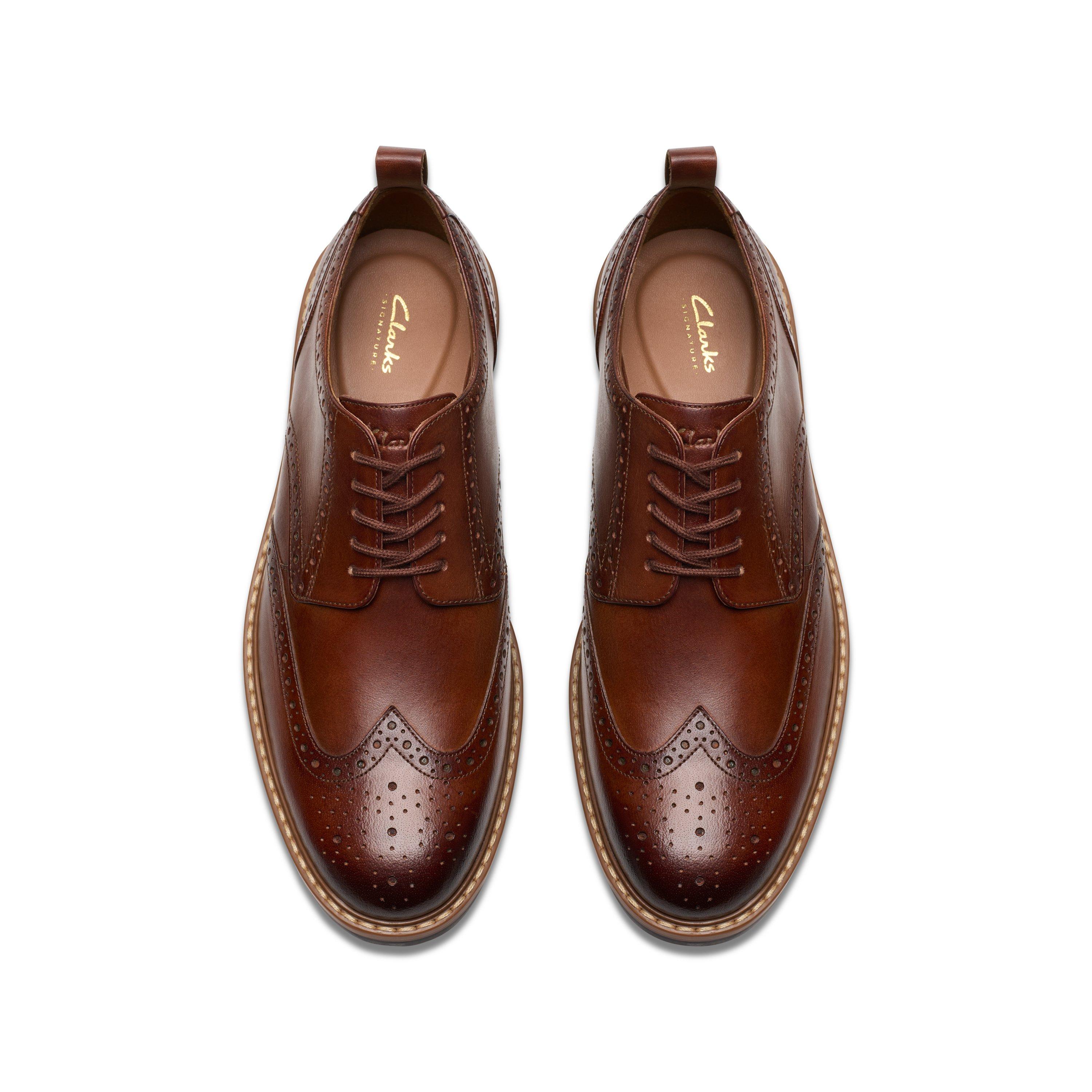 Contrast Welt Leather Wingtip Brogue Derby Shoe