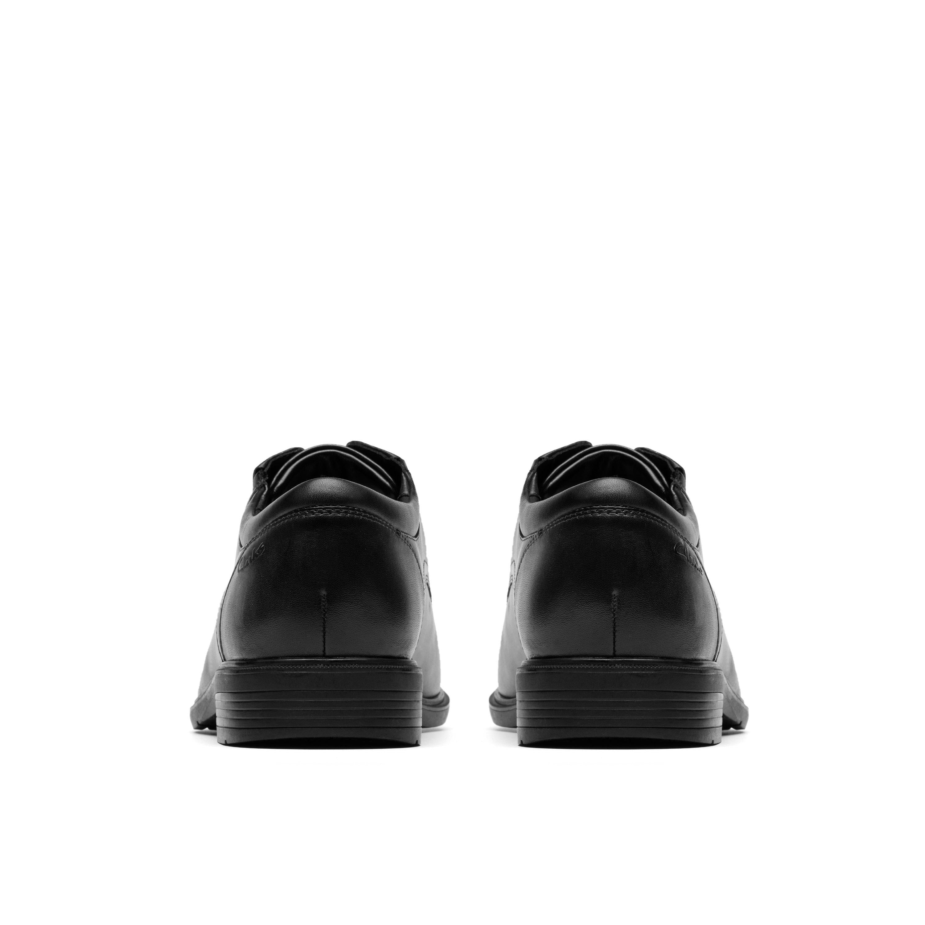 Essential Plain Toe Derby Dress Shoe