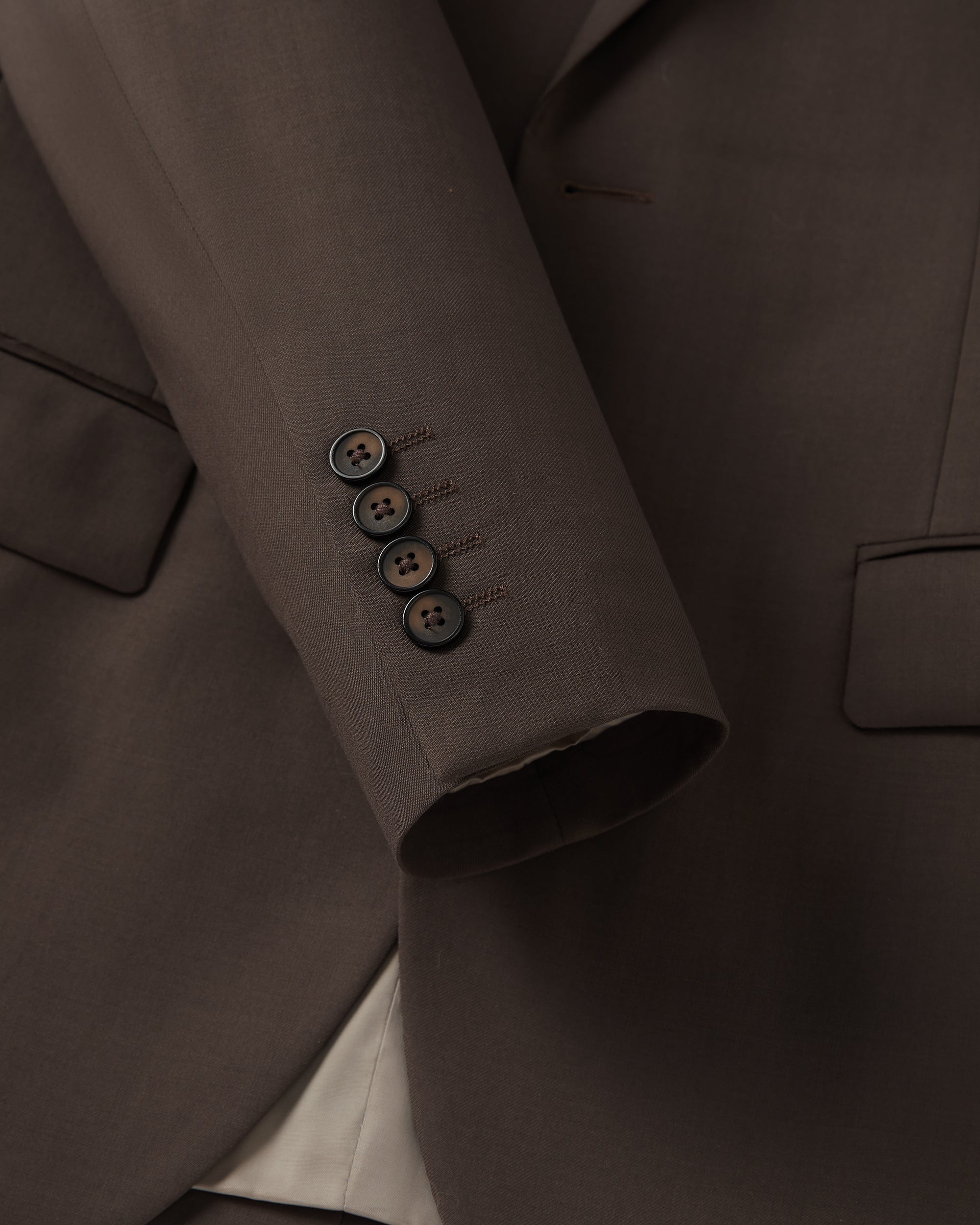 Luxury Wool Tailored Fit Suit
