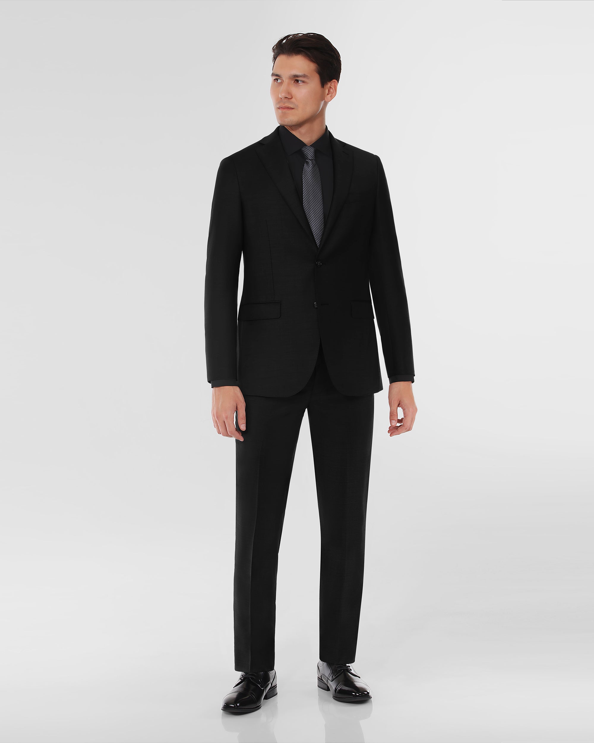 Wool Blend Modern Fit Suit