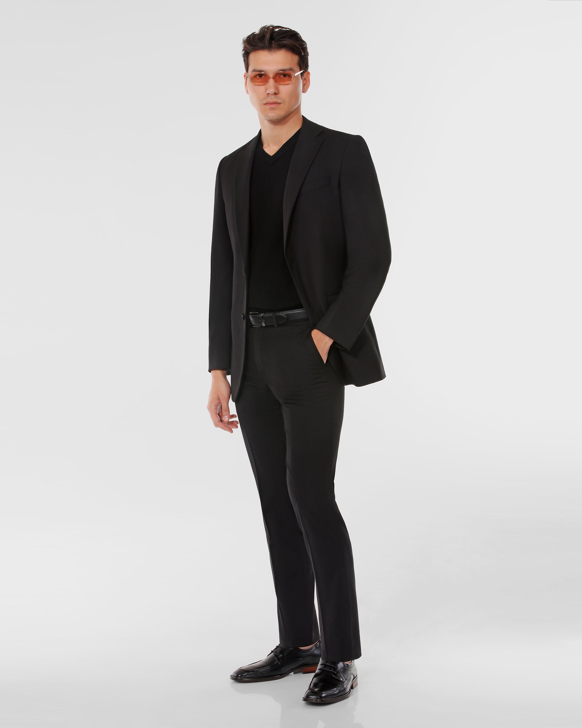 Contemporary Modern Fit Suit