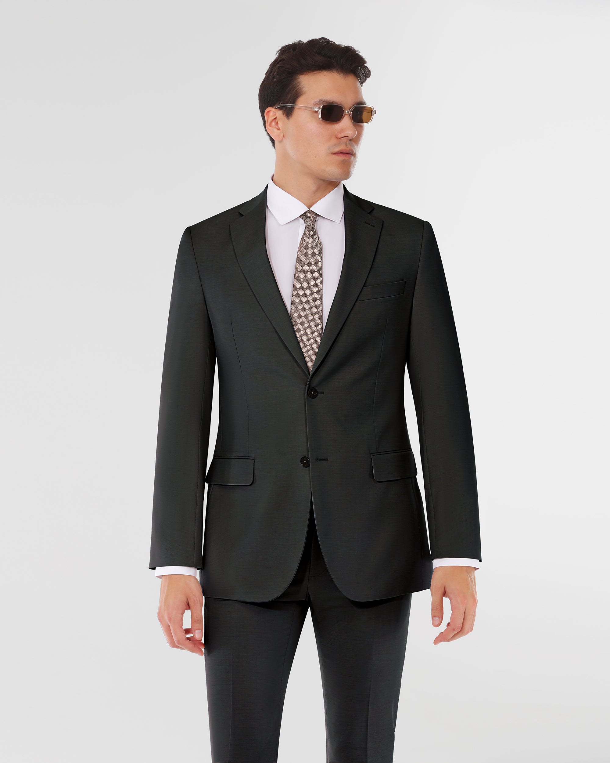 Contemporary Modern Fit Suit