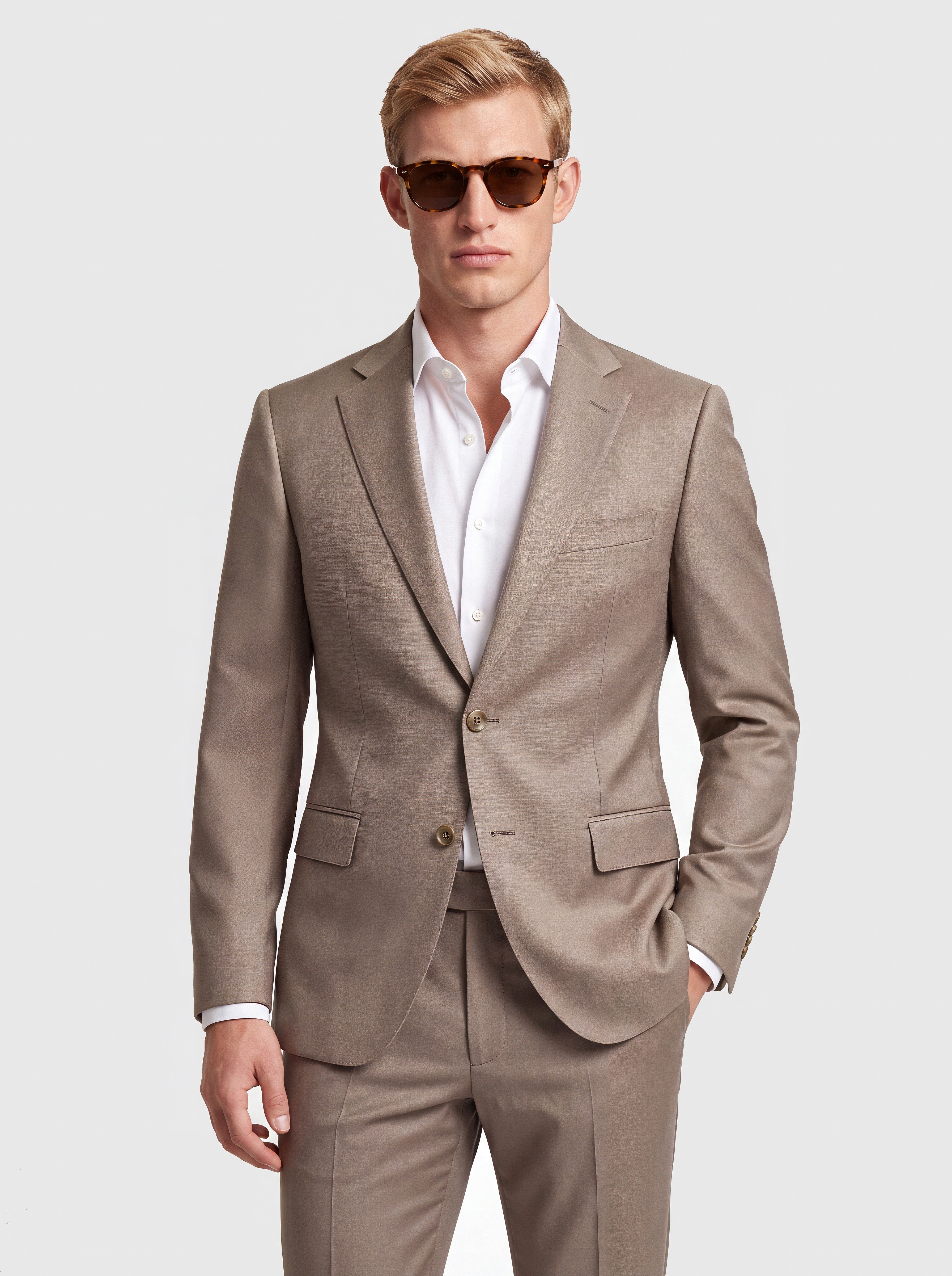 Signature Wool Blend Modern Fit Suit with Refined Silhouette