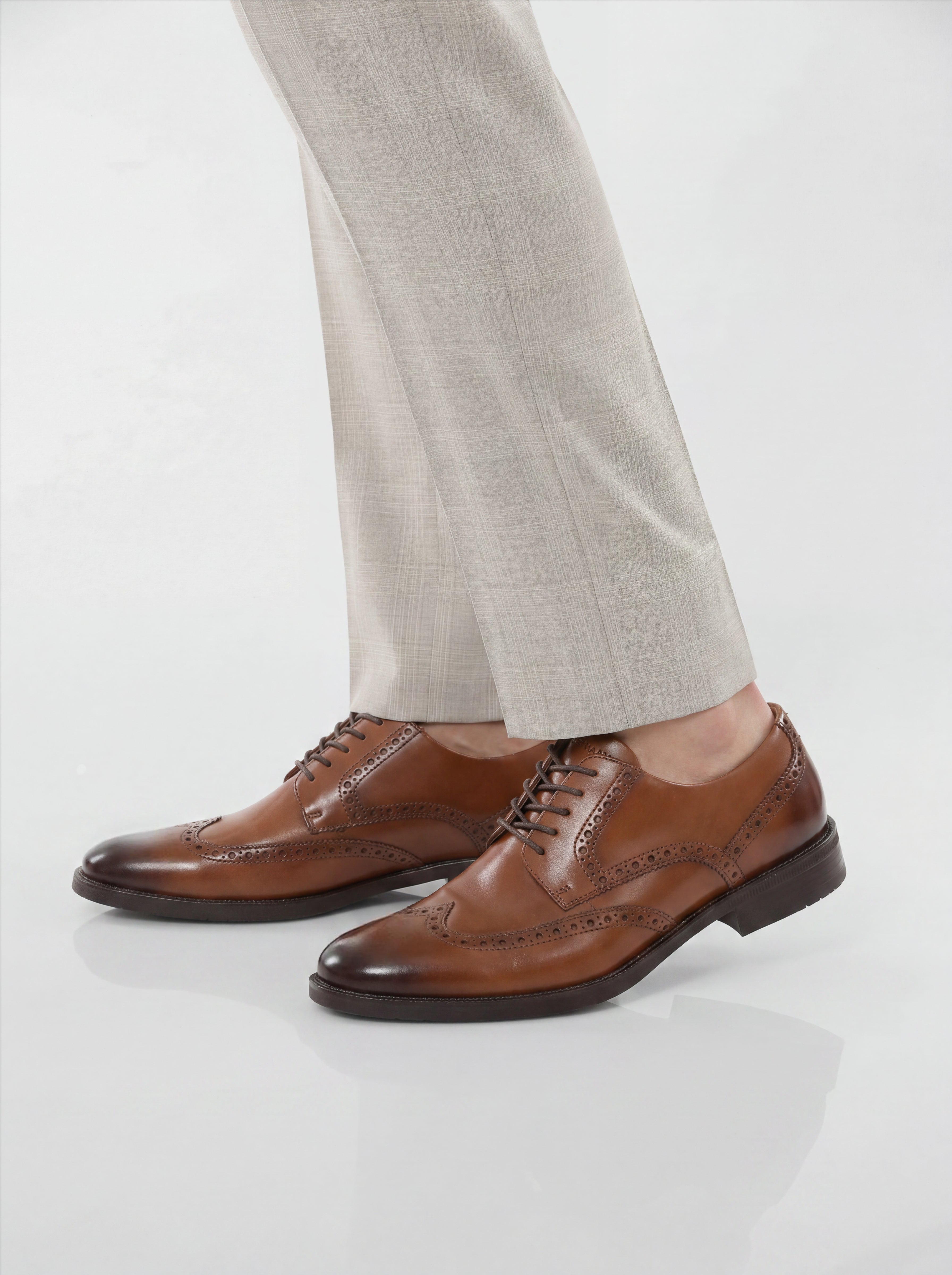Men's Bedford Wingtip Lace-Up Shoe