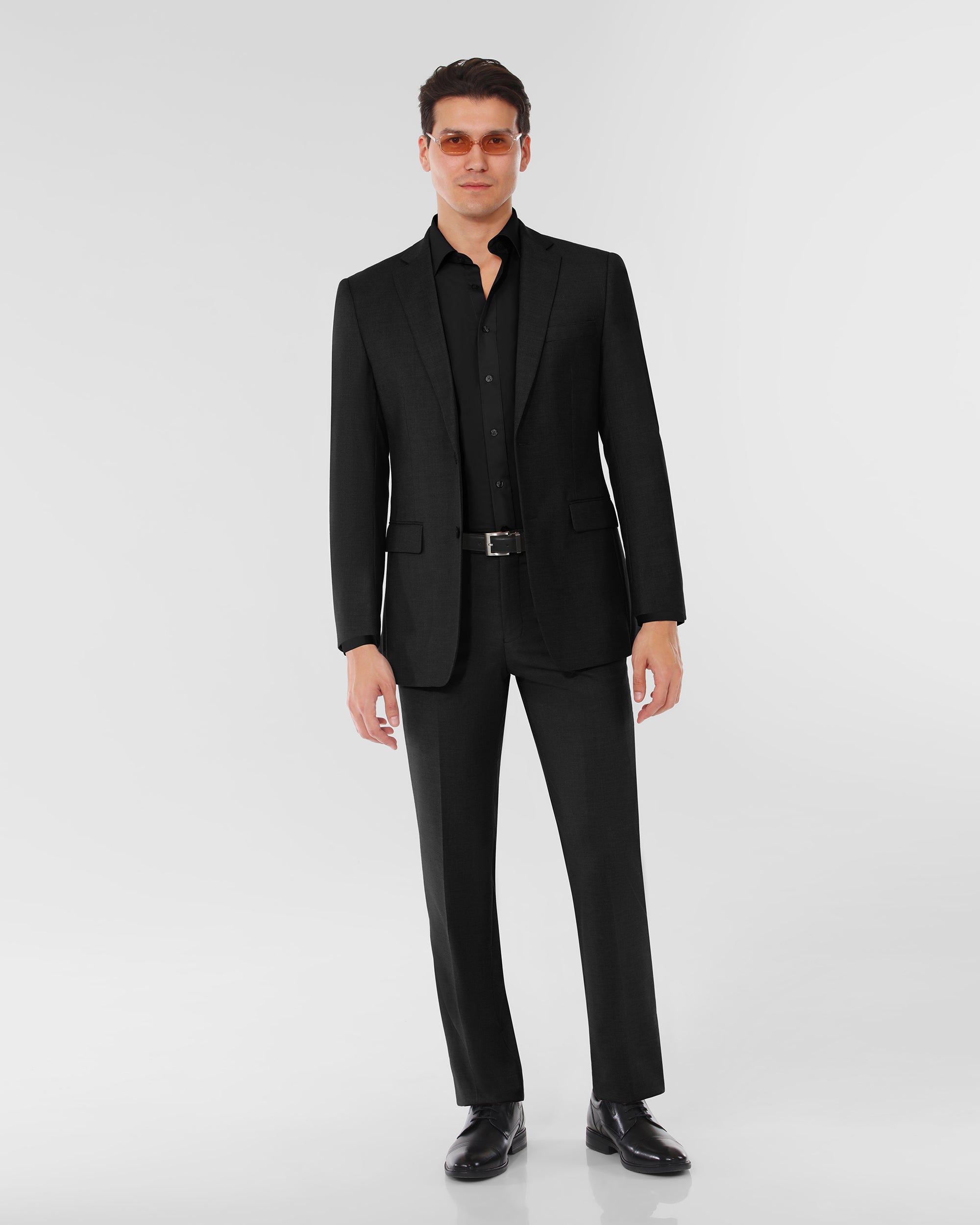 Performance Modern Fit Suit