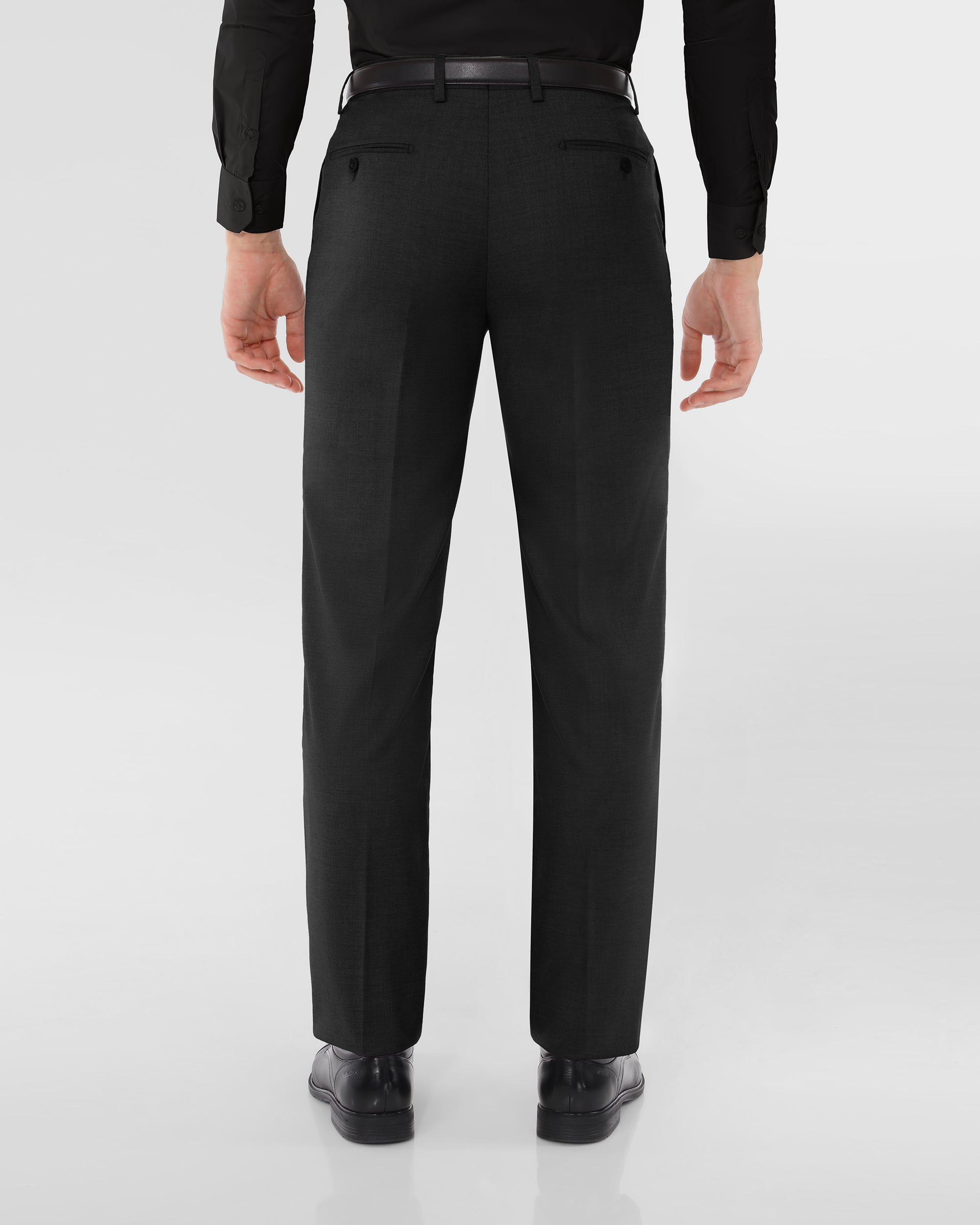 Modern Fit Performance Dress Pants