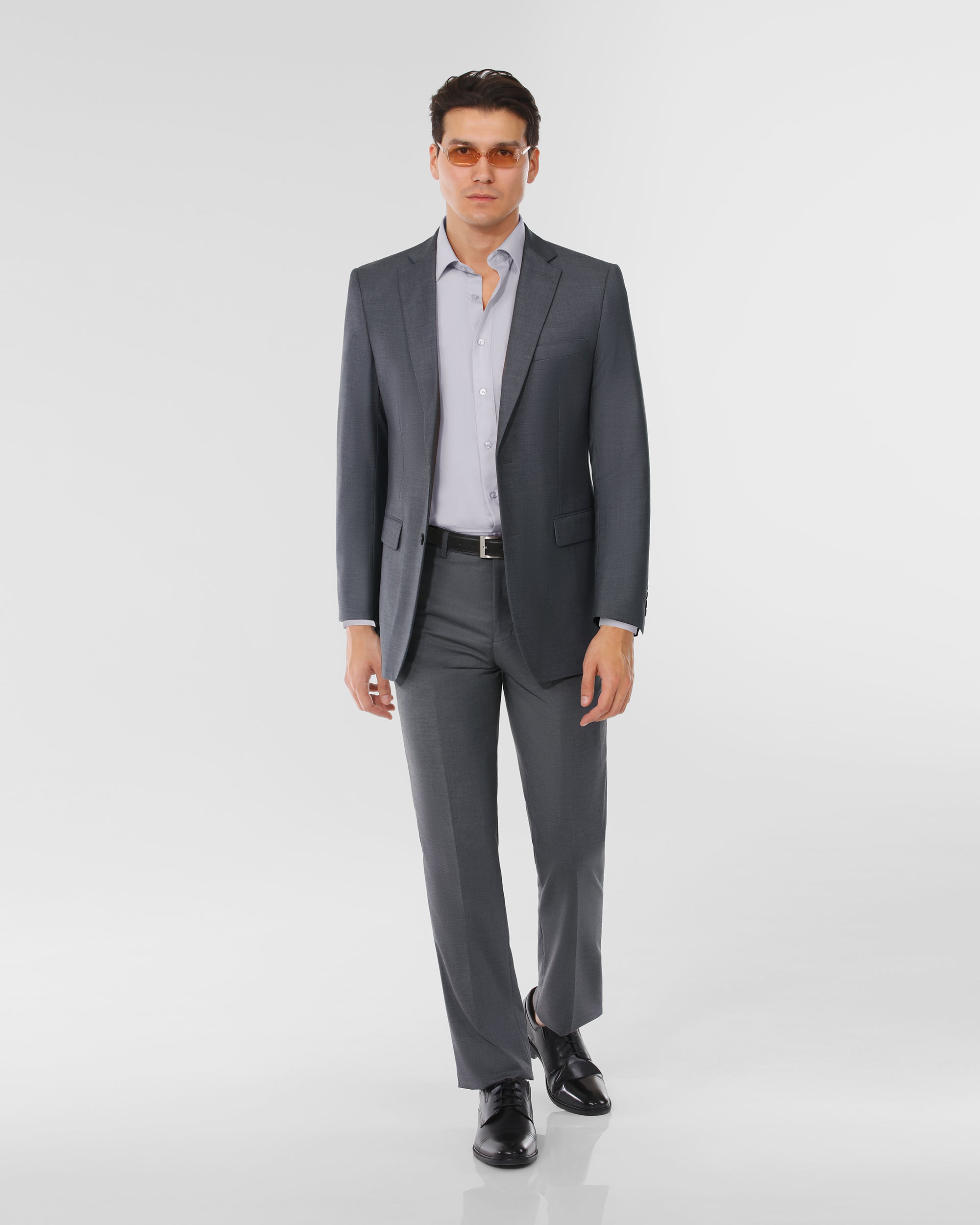 Performance Modern Fit Suit