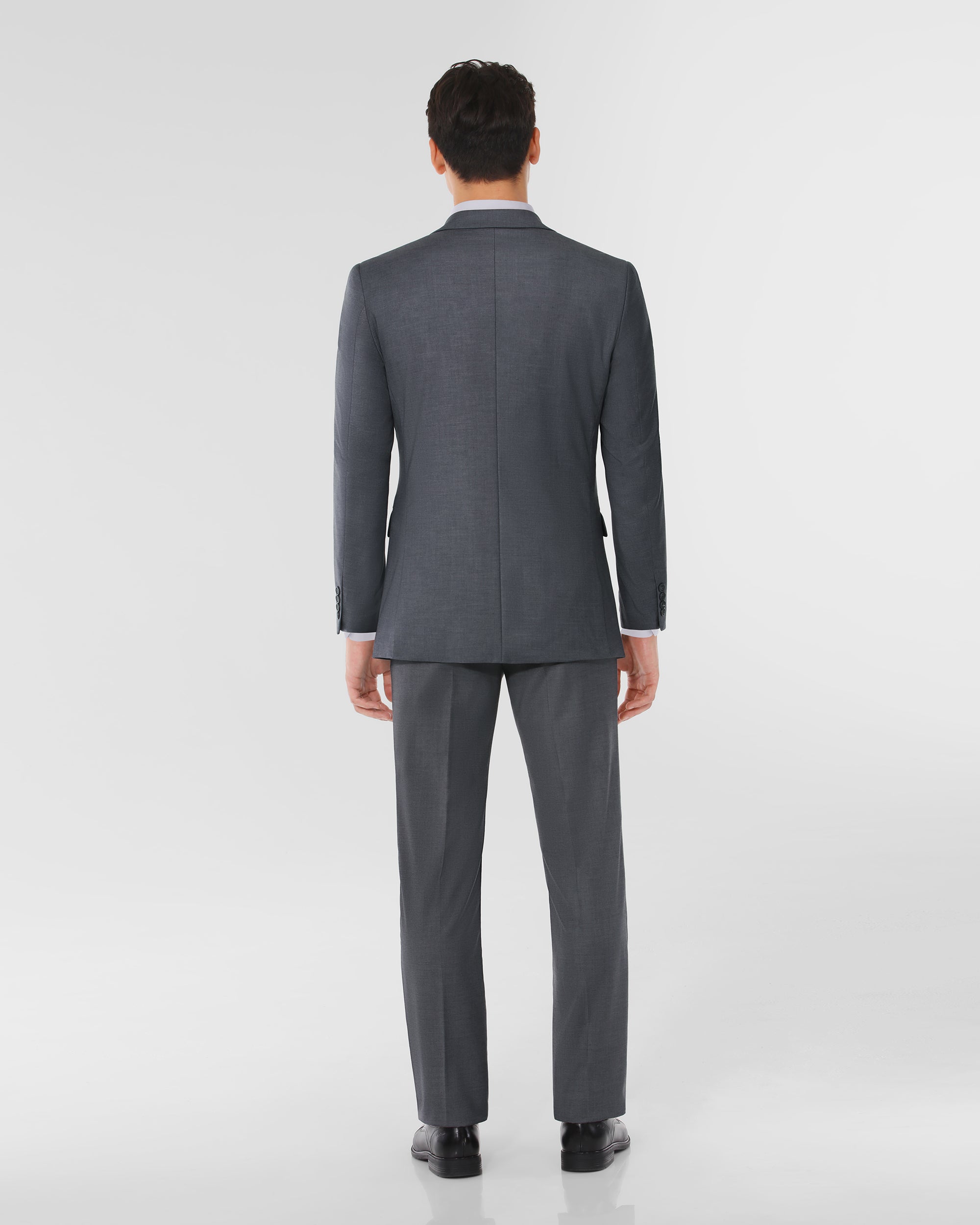 Performance Modern Fit Suit