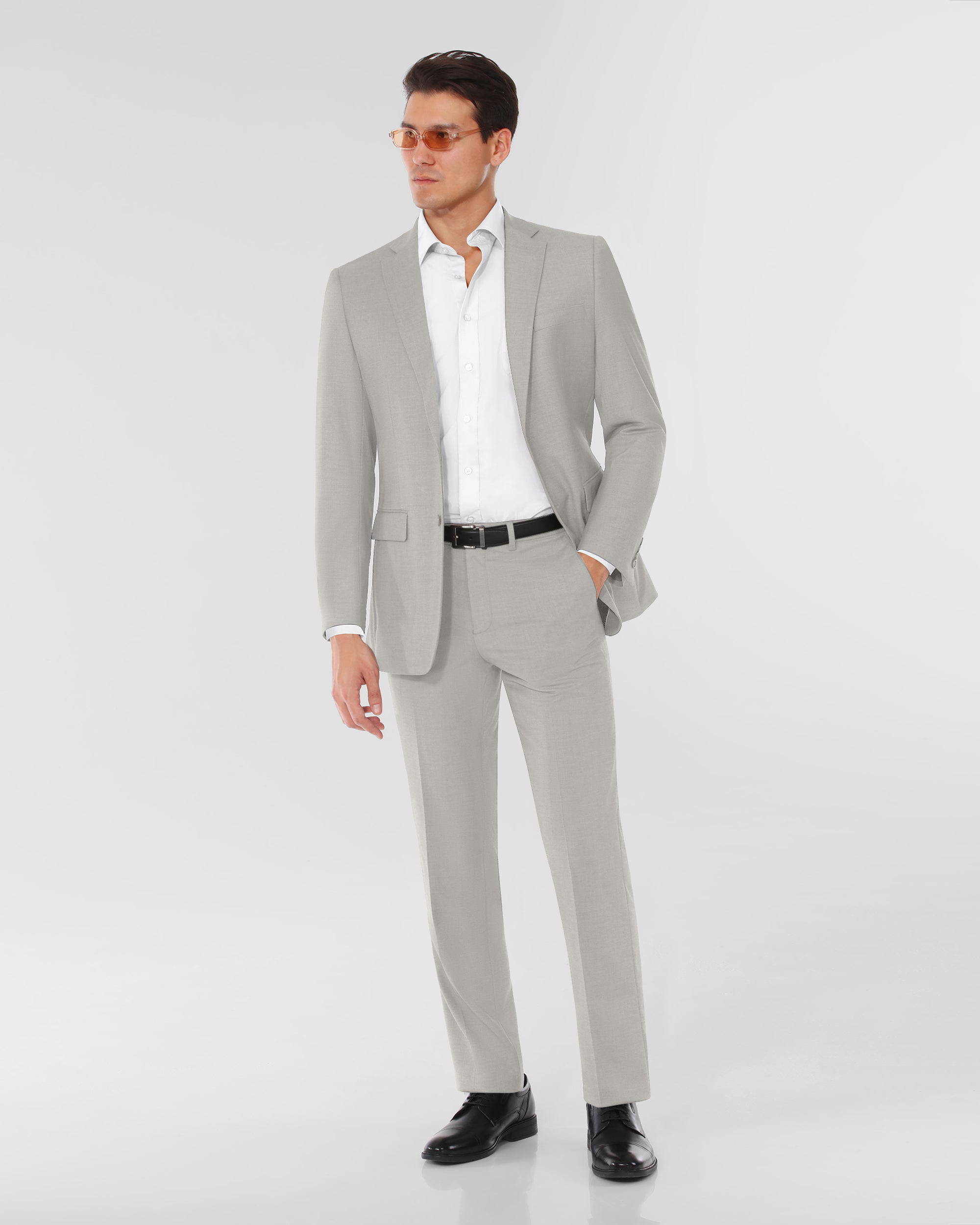 Performance Modern Fit Suit