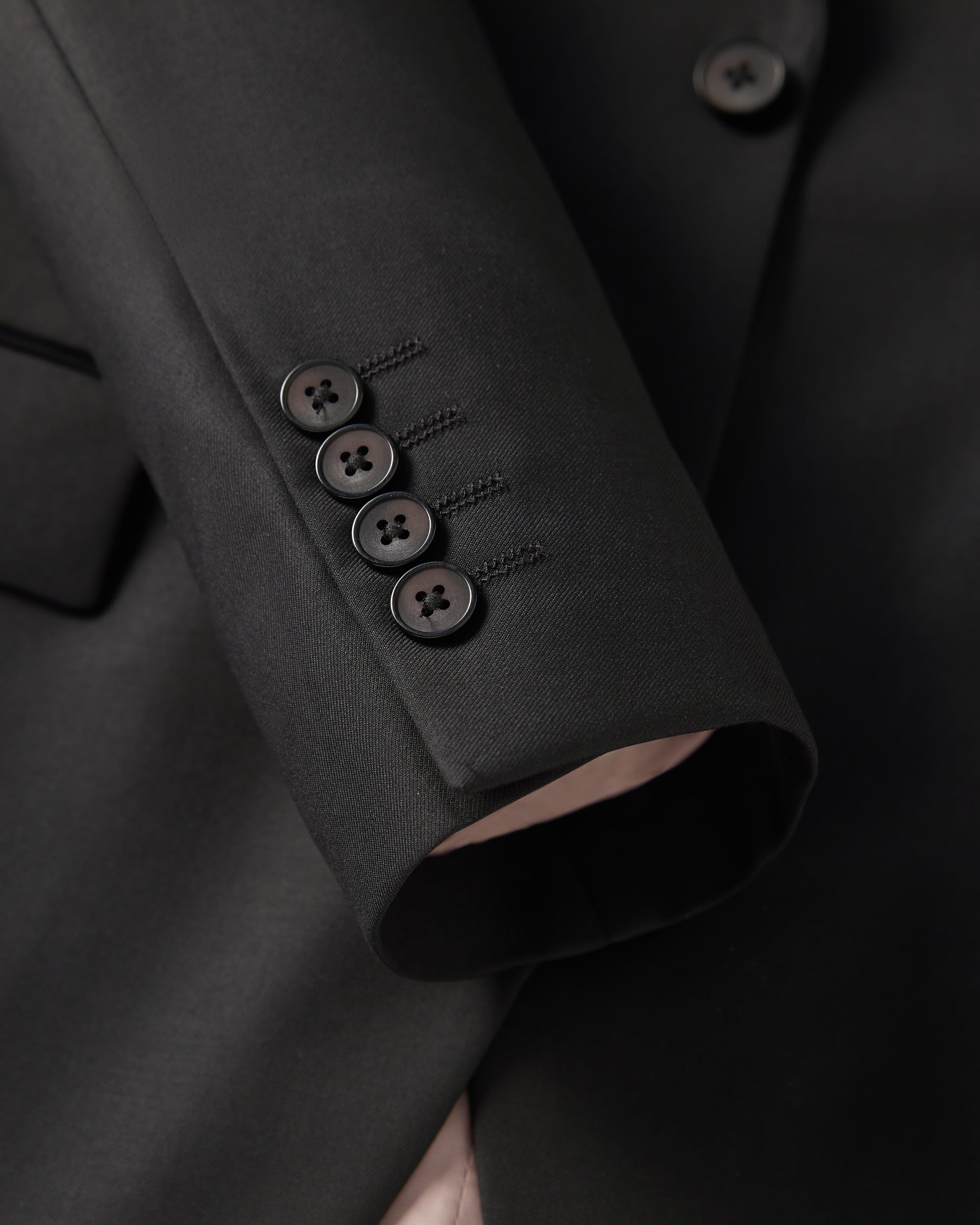 Luxury Wool Tailored Fit Suit