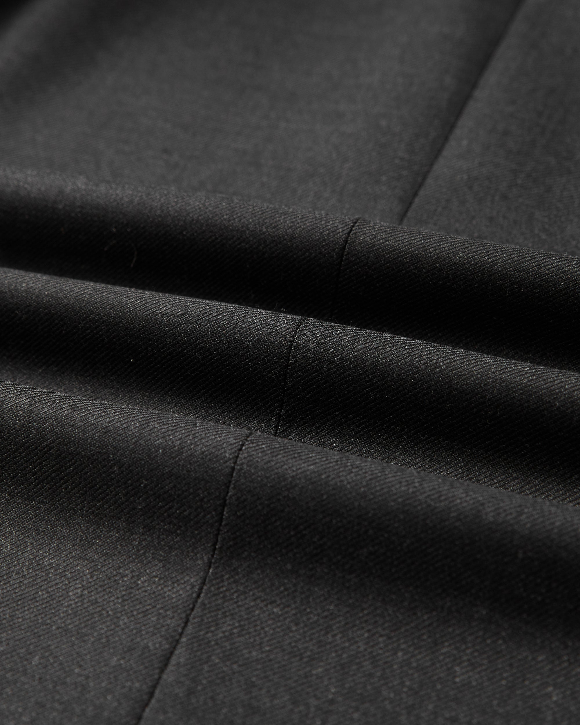 Luxury Wool Tailored Fit Suit