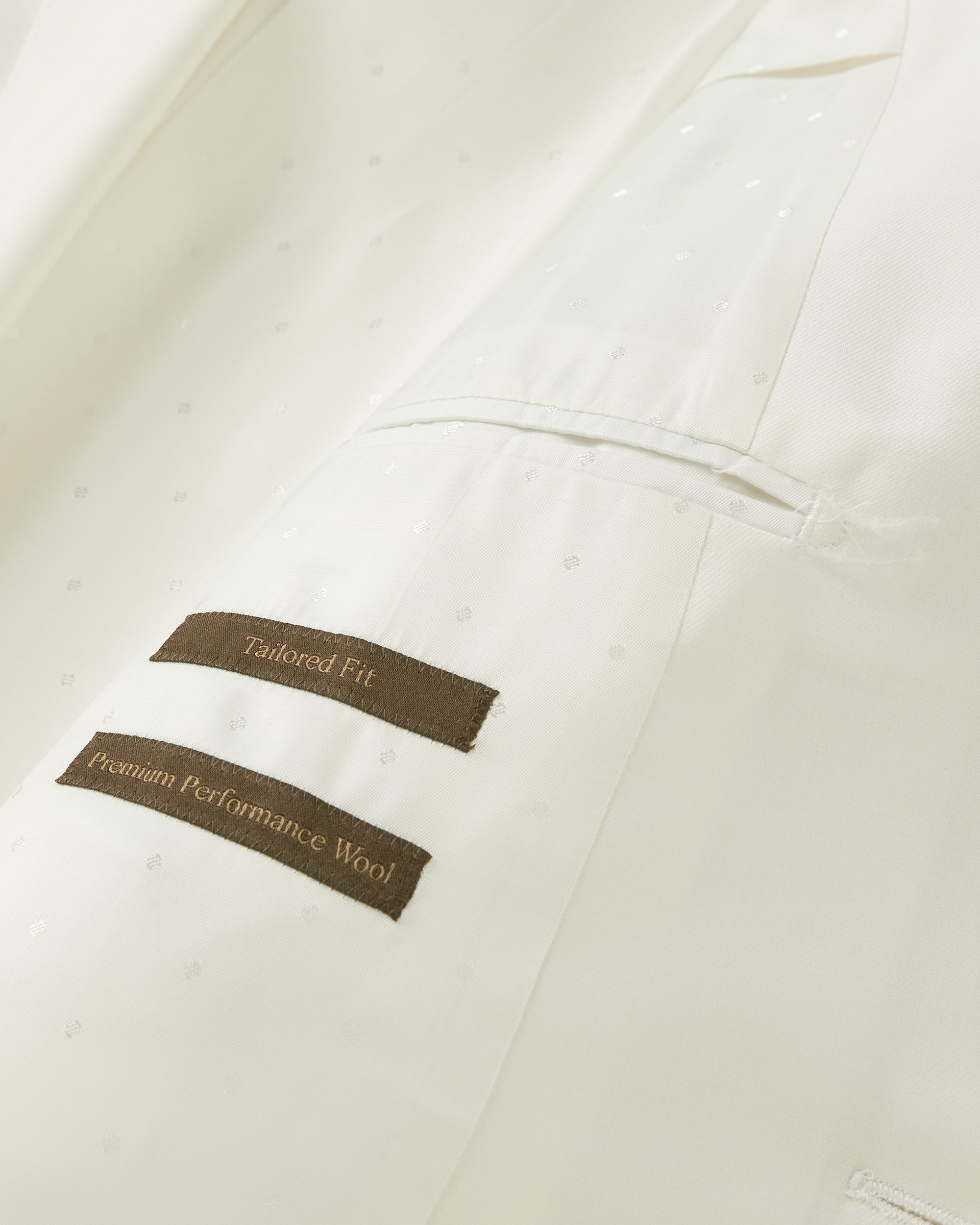 Luxury Wool Tailored Fit Suit