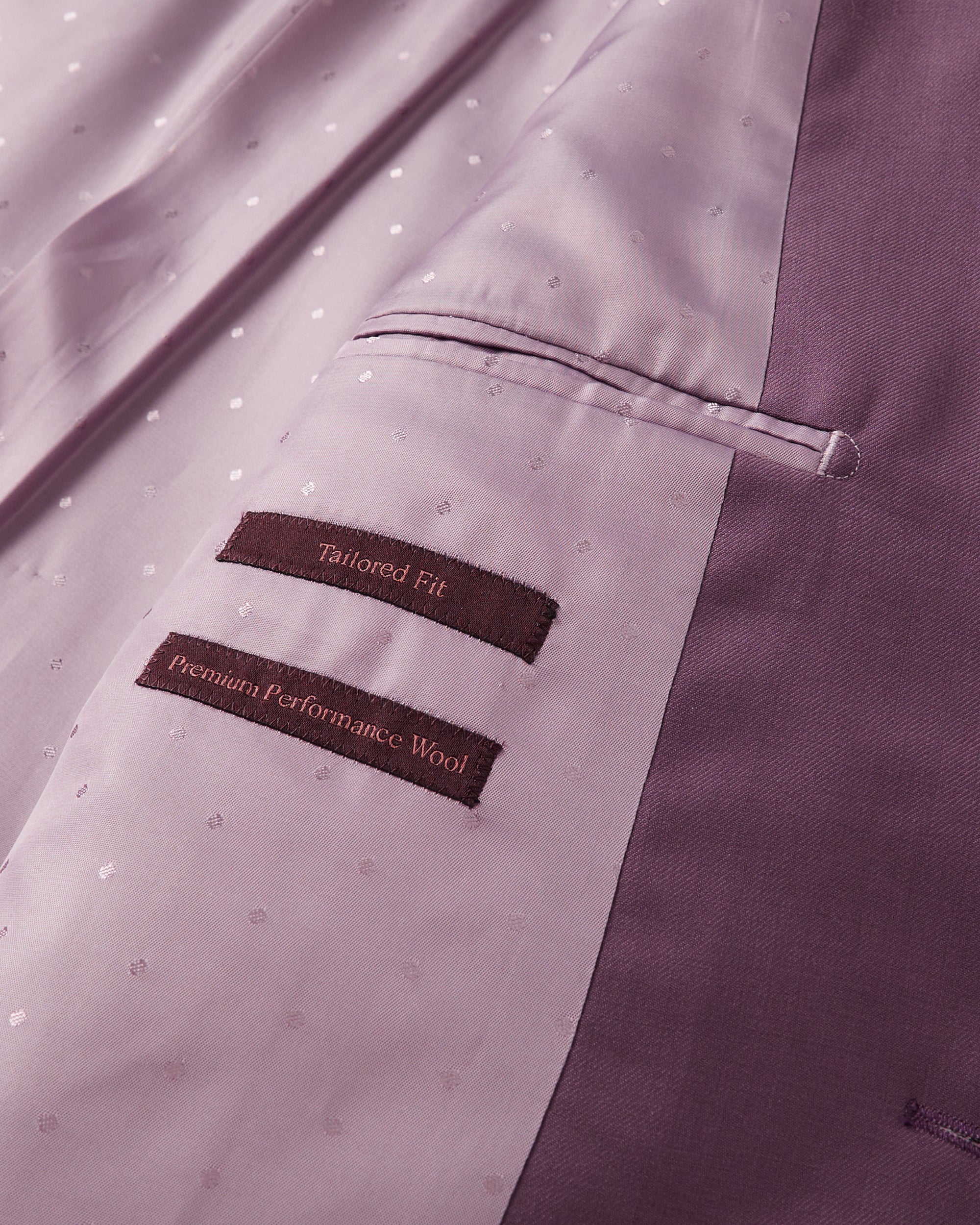 Luxury Wool Tailored Fit Suit