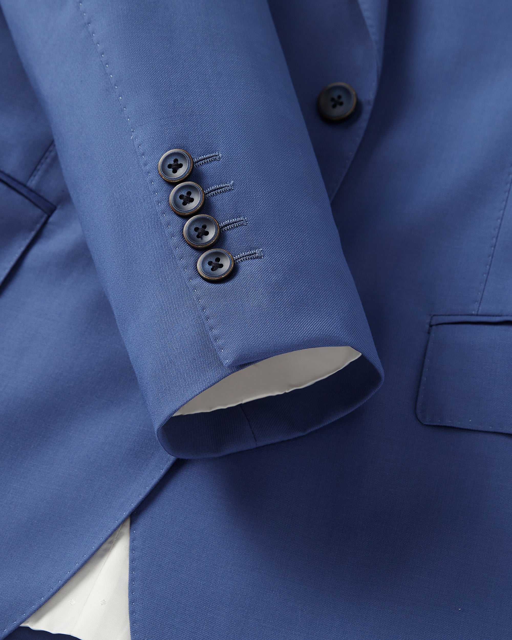 Luxury Wool Tailored Fit Suit