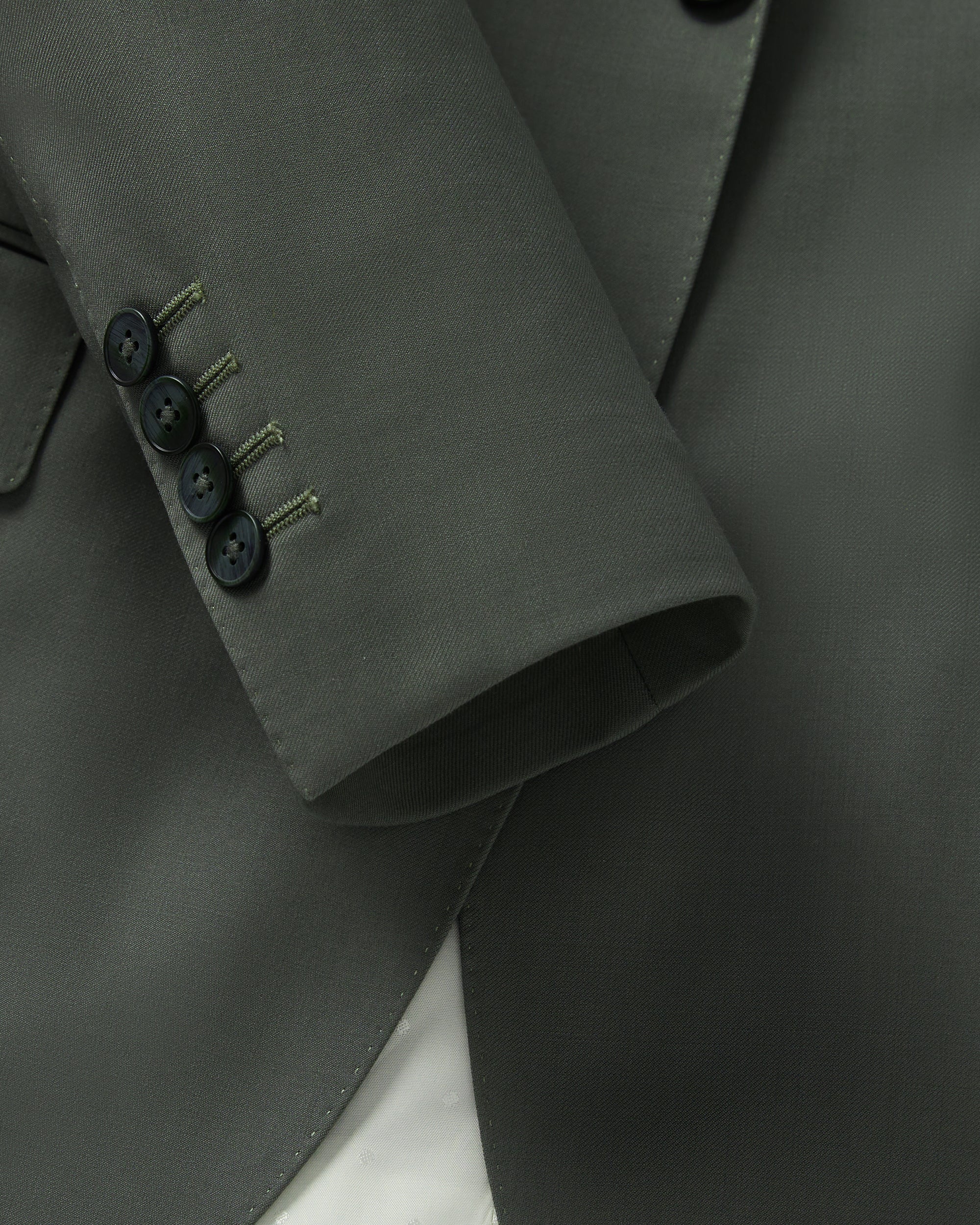 Luxury Wool Tailored Fit Suit