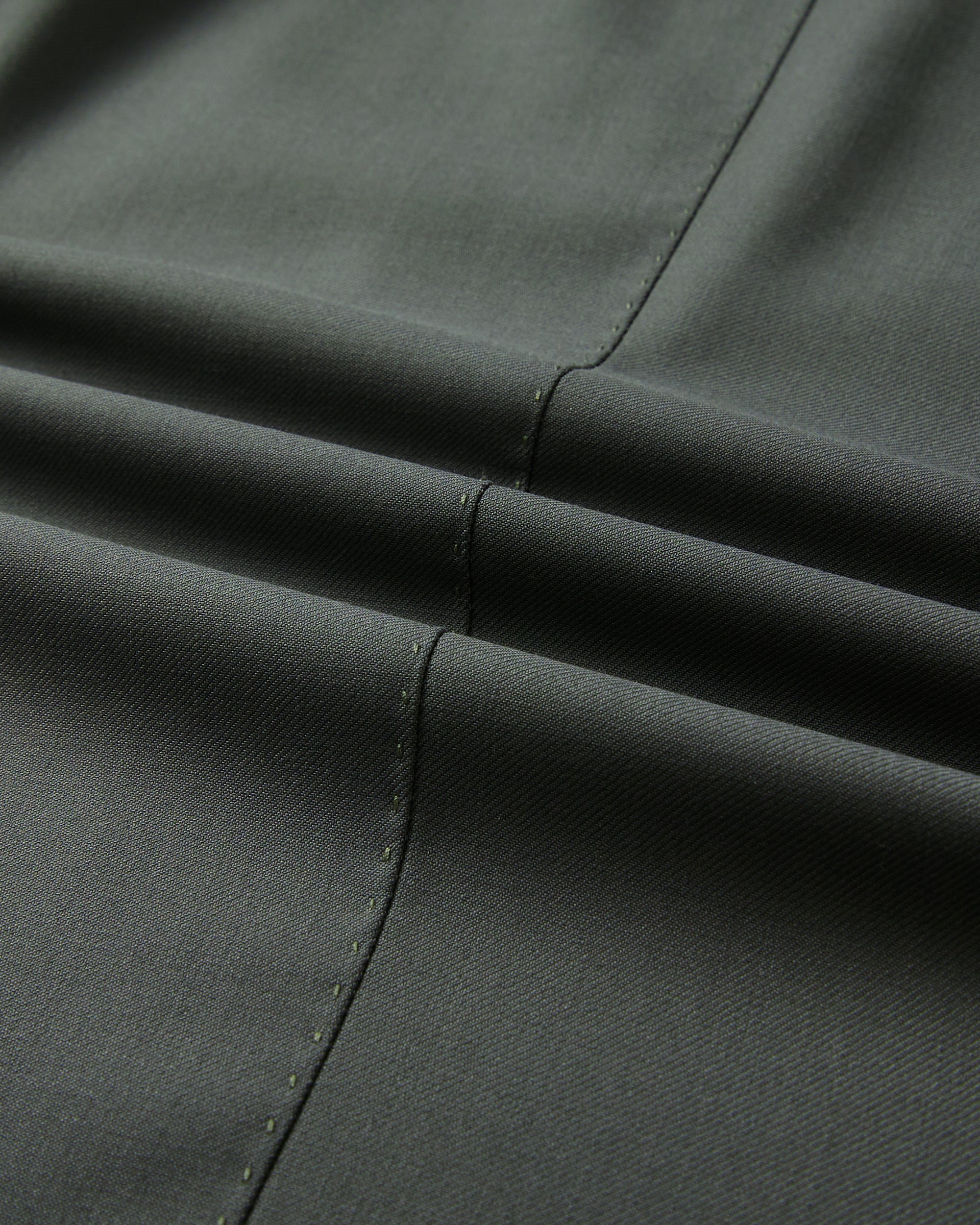 Luxury Wool Tailored Fit Suit