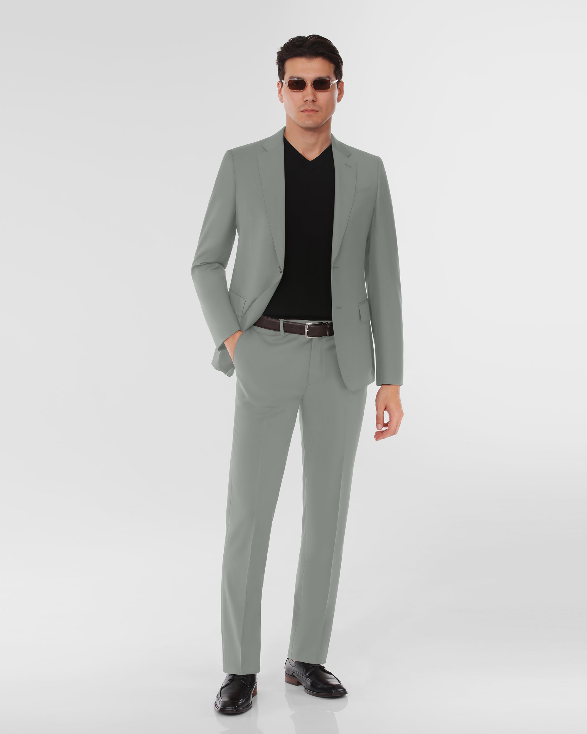 Luxury Wool Tailored Fit Suit