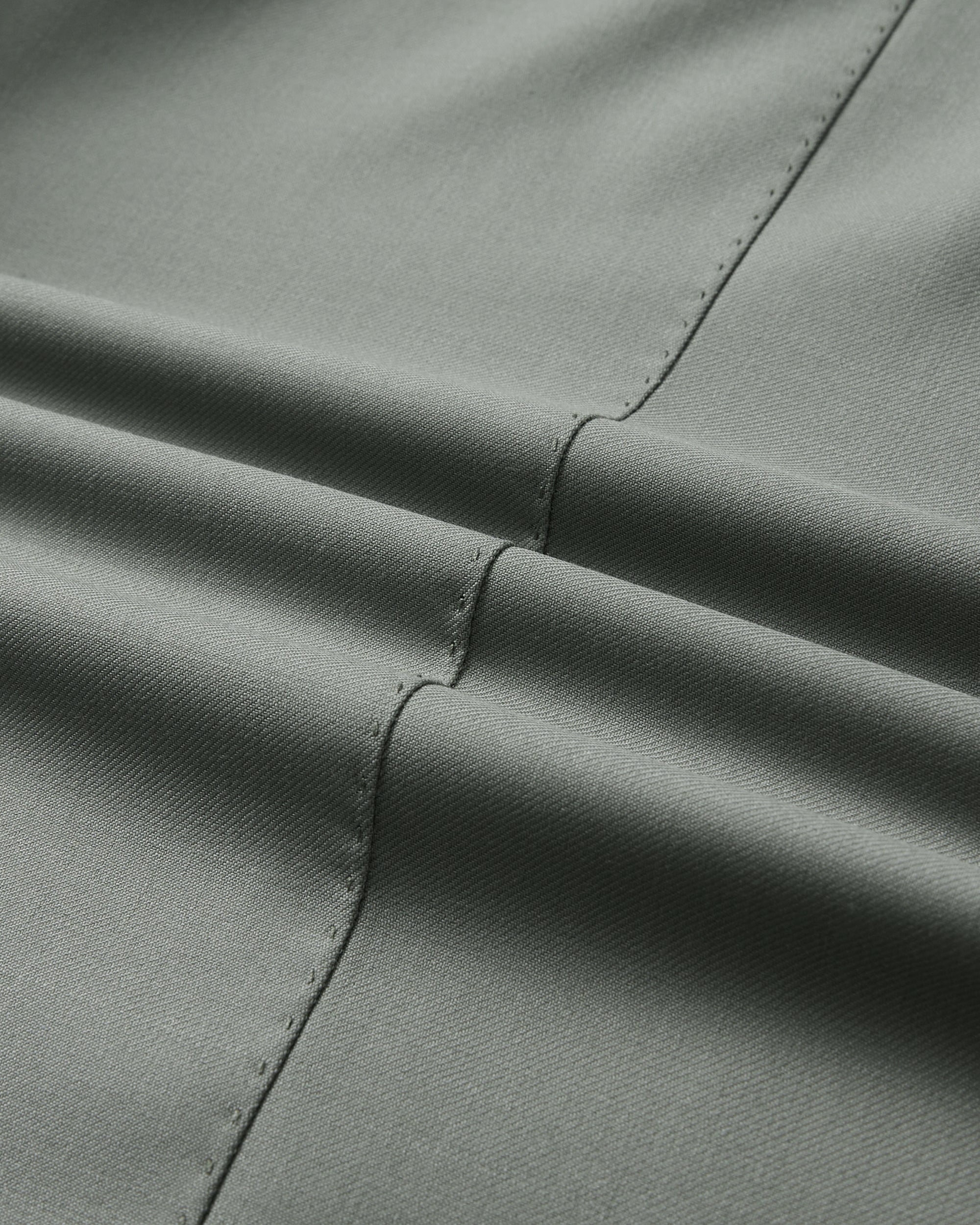 Luxury Wool Tailored Fit Suit