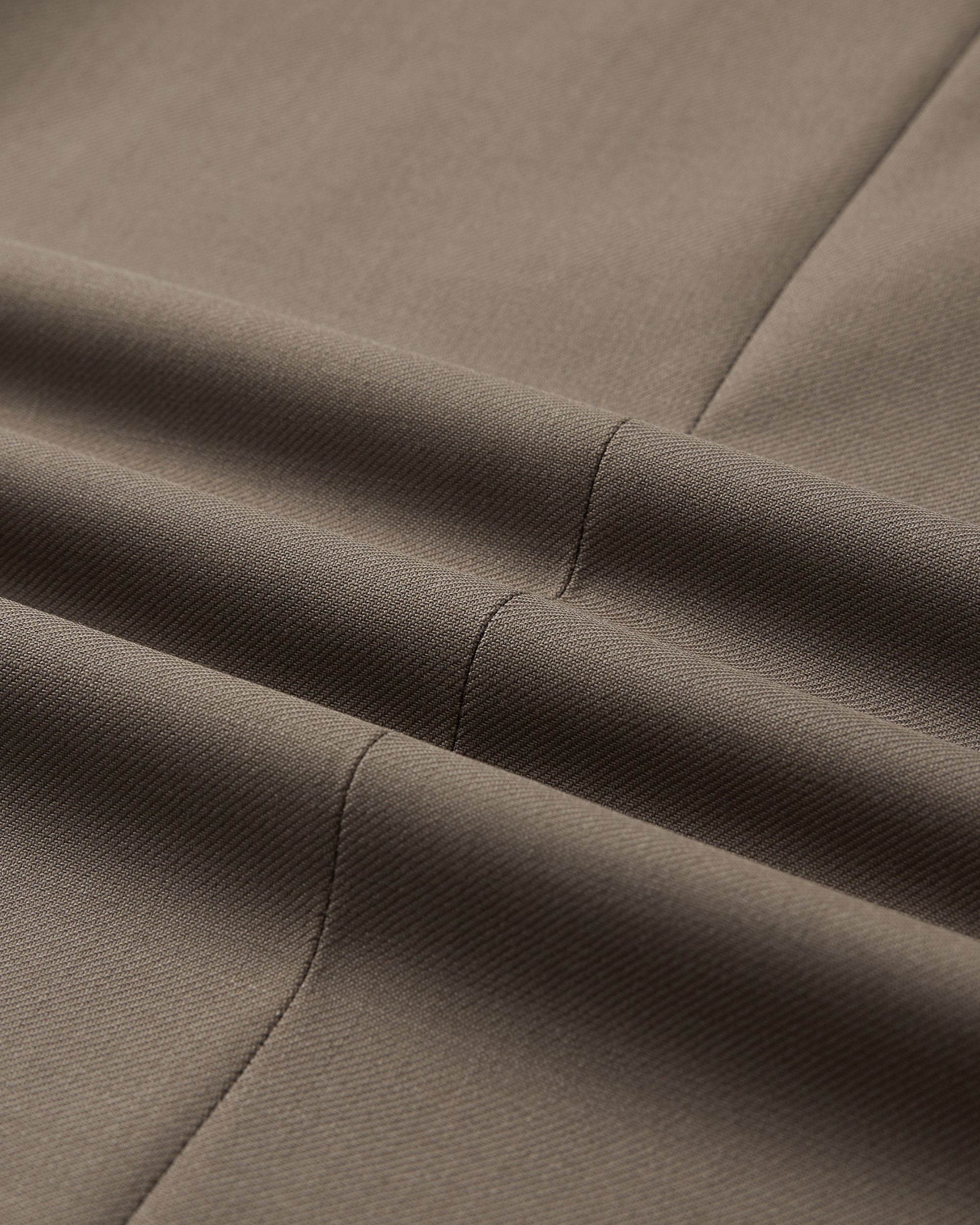 Luxury Wool Tailored Fit Suit