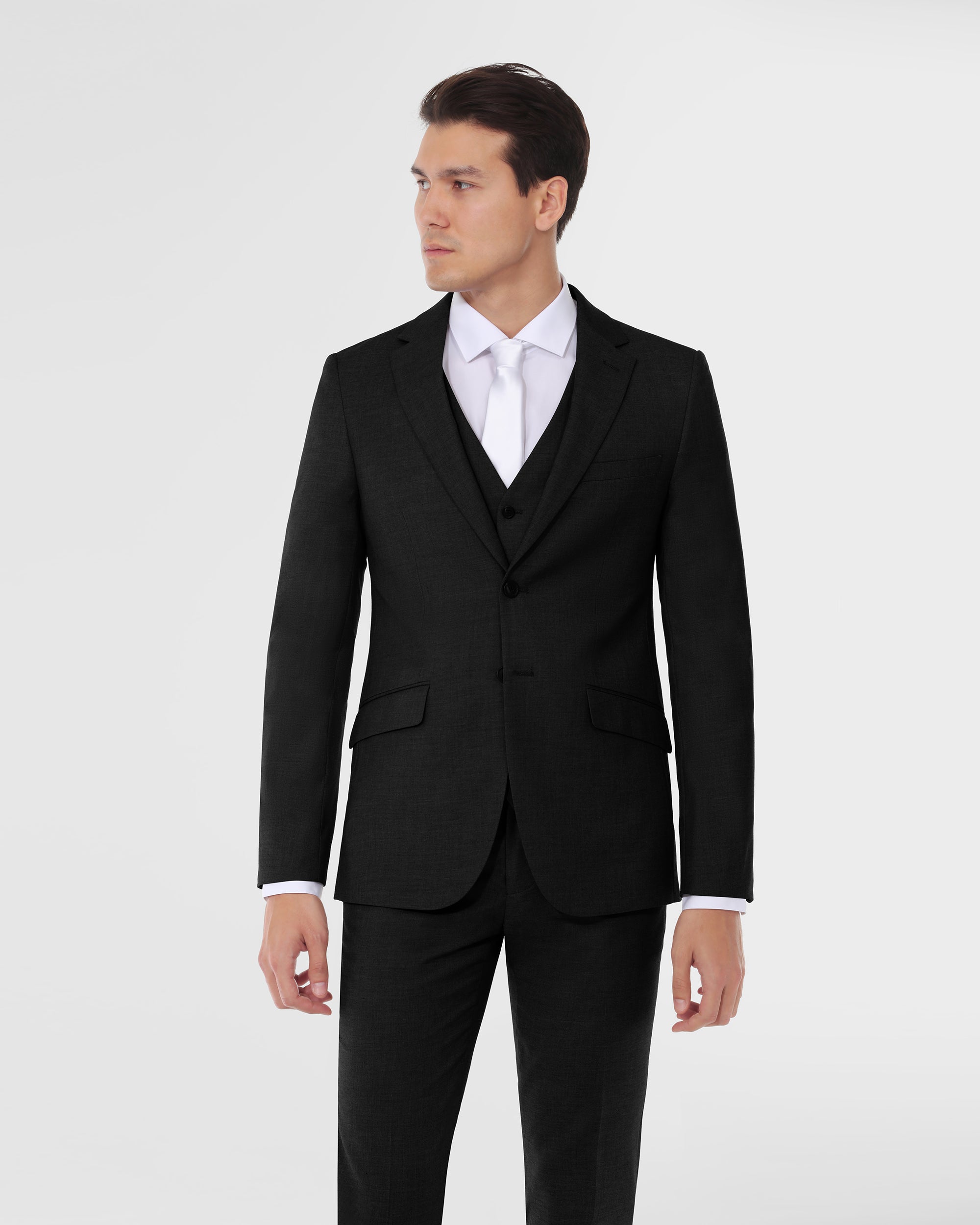 Performance Modern Fit Suit with Vest