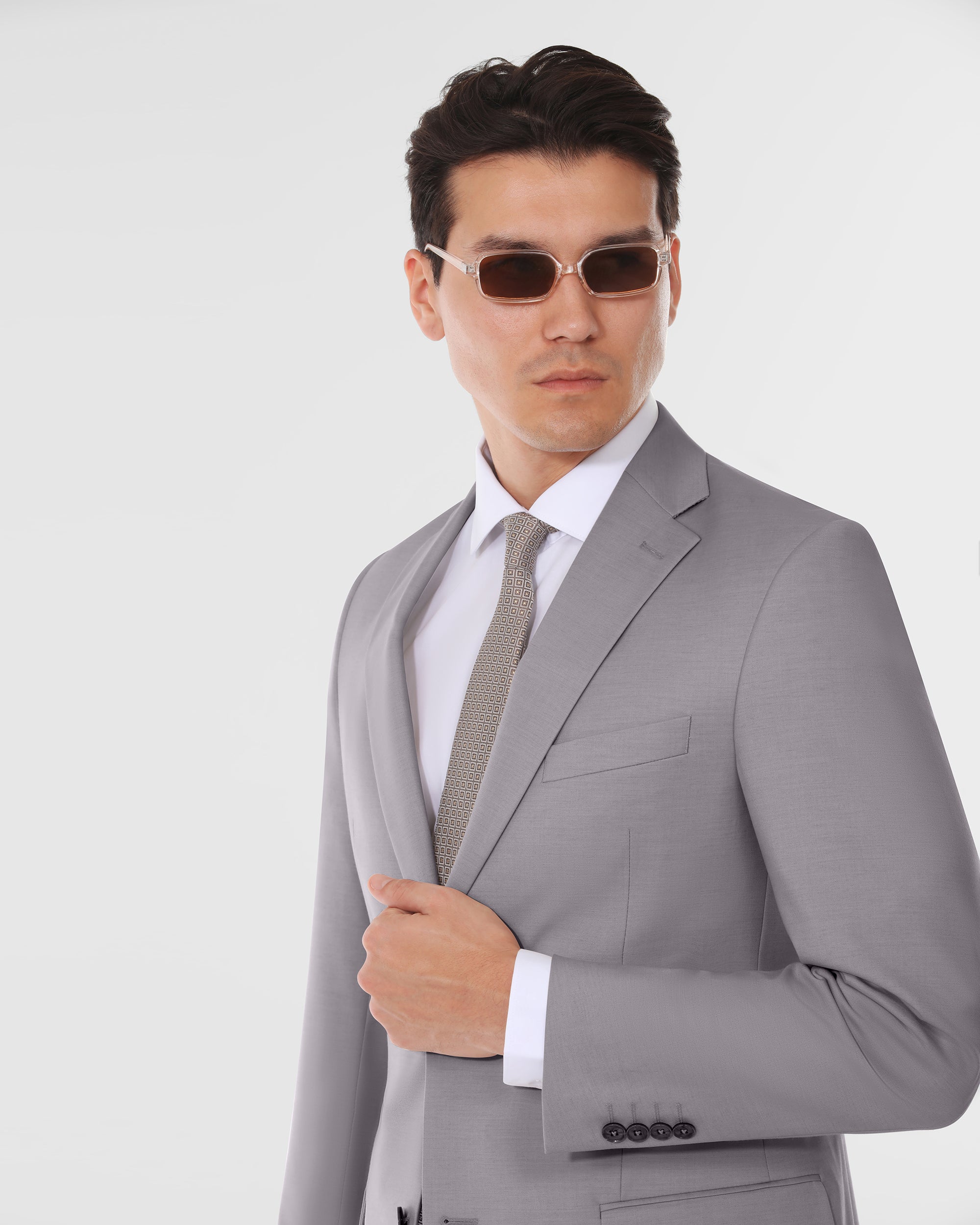 Contemporary Modern Fit Suit