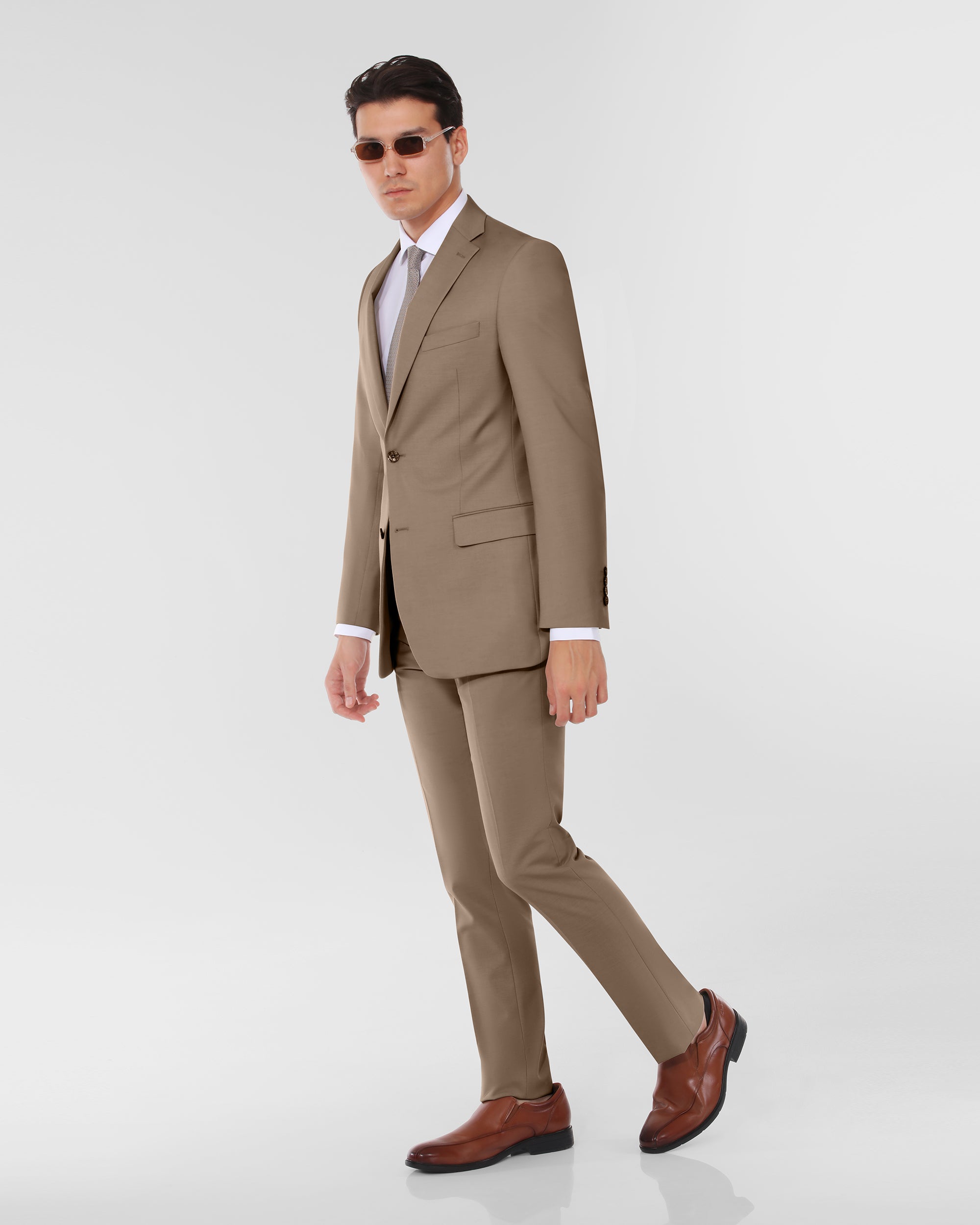 Contemporary Modern Fit Suit