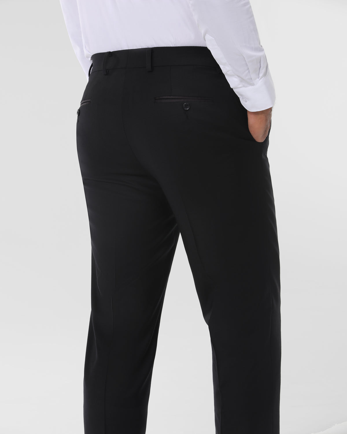 Modern Fit Wool Cashmere Notch Lapel Tuxedo