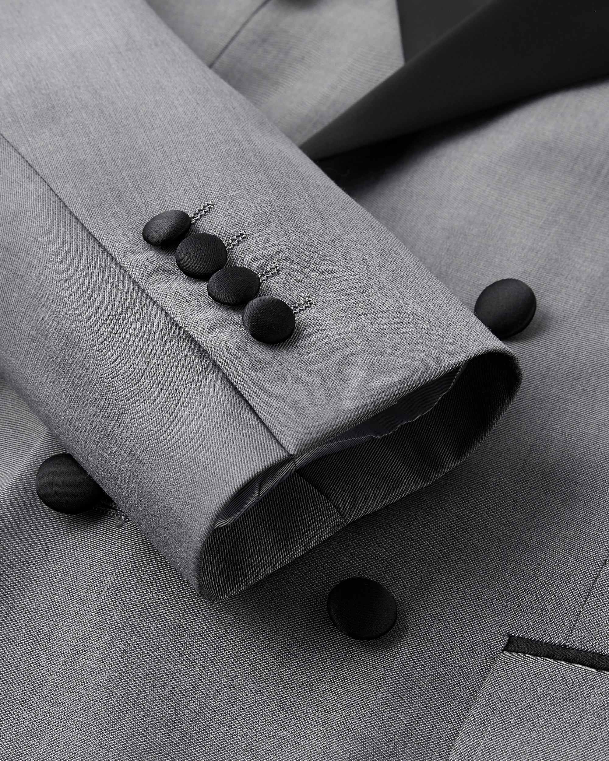 Modern Fit Double Breasted Wool Blend Tuxedo